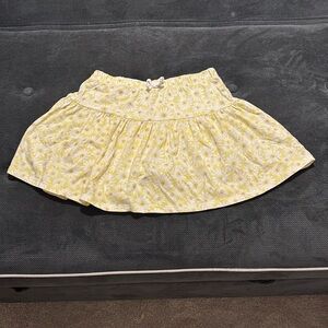 Adorable summer skirt with built-in shorts ✨🩷